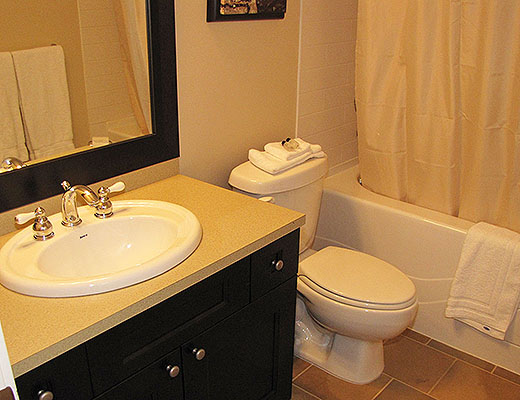 Barona Beach Lakefront Resort #6201 - 3 Bdrm - West Kelowna