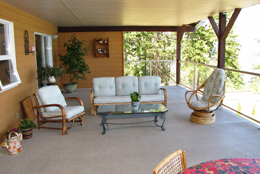 Lakefront On The Bluff - 3 Bdrm - West Kelowna