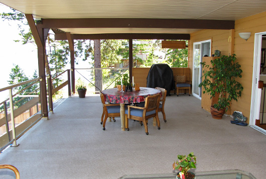 Lakefront On The Bluff - 3 Bdrm - West Kelowna