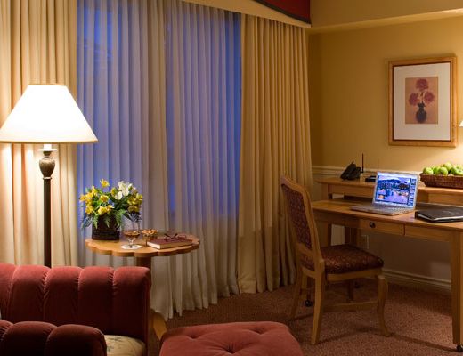 Sun Peaks Grand Hotel - Standard Room w/View - Sun Peaks