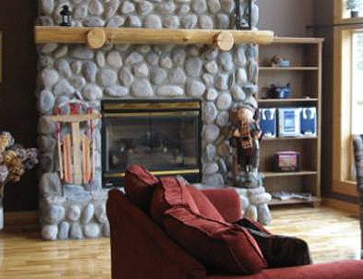 Getaway Chalet - 4 Bdrm HT - Sun Peaks