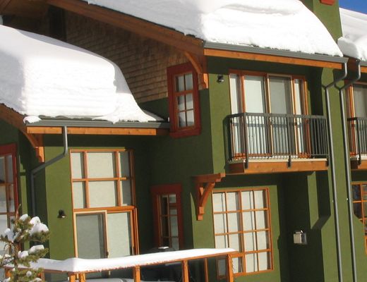 Trails Edge #12 - 2 Bdrm + Den HT - Sun Peaks