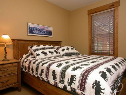 Fairway Cabin #6 - 2 Bdrm HT - Sun Peaks