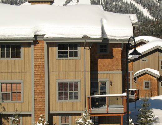 Trapper's Landing #18 - 2 Bdrm HT - Sun Peaks