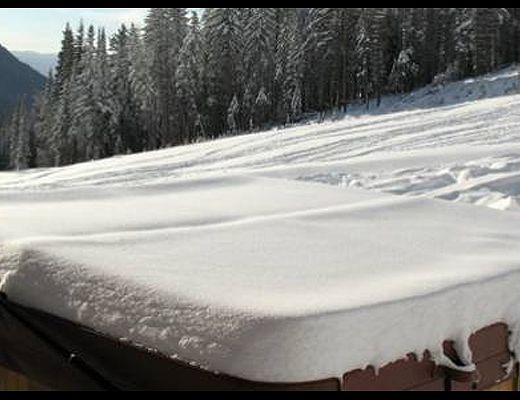 Slope's Edge Chalet - 4 Bdrm HT - Sun Peaks