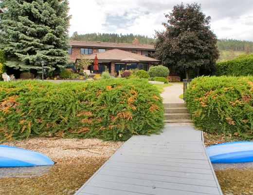 The Brick House  5 Bdrm - Kelowna