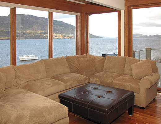 Poplar Lakefront - 5 Bdrm HT - Kelowna