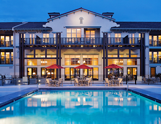 Walnut Beach Resort - 2 Bdrm - Lake View (Shiraz) - Osoyoos