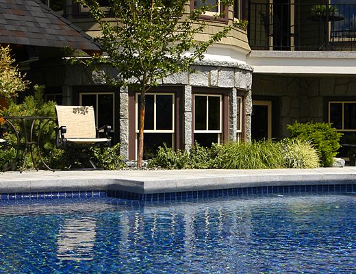 New England Traditional - 5 Bdrm w/Pool - Kelowna