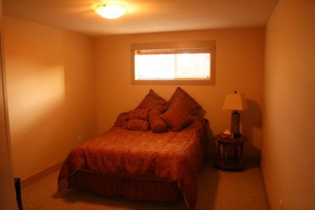 Quarry Hills - 4 Bdrm - Kelowna