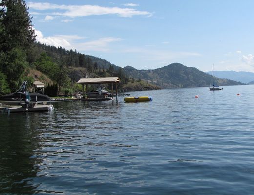 McKinley Beach House -  3 Bdrm - Kelowna