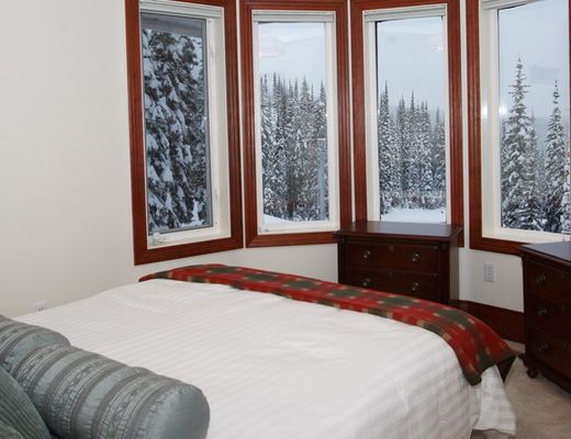 Knight Star Lodge - 4 Bdrm HT (L) - Silver Star