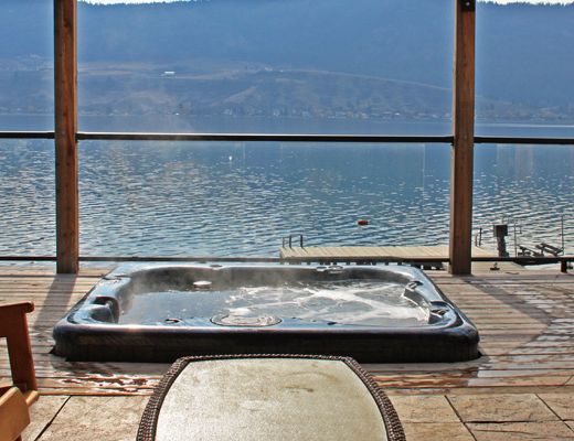 McMurray Lakehouse - 3 Bdrm HT - Vernon