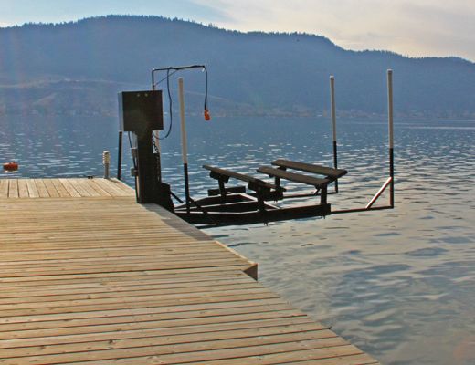 McMurray Lakehouse - 3 Bdrm HT - Vernon
