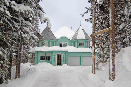 Mornington Main - 6 Bdrm HT (E) - Silver Star