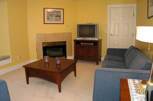 Mornington Main - 6 Bdrm HT (E) - Silver Star