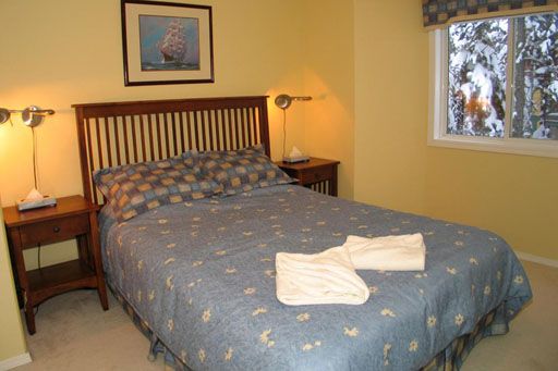 Mornington Main - 6 Bdrm HT (E) - Silver Star