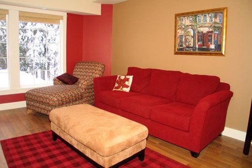 Mornington Main - 6 Bdrm HT (E) - Silver Star