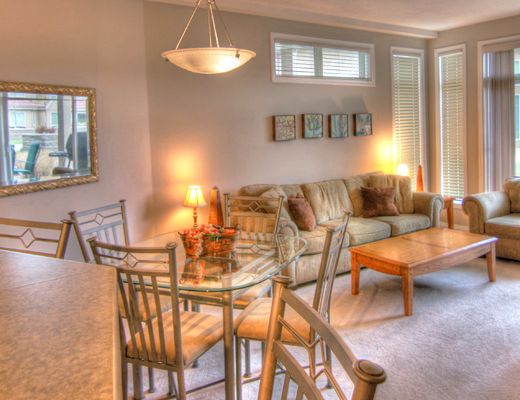 Discovery Bay Resort - #303 - 2 Bdrm - Pool Level