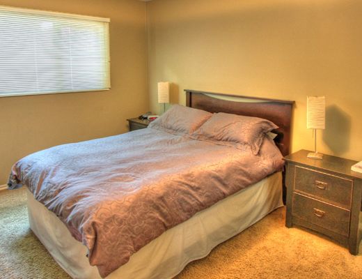 Sandy Shores Lakehouse - 3 Bdrm HT - Vernon