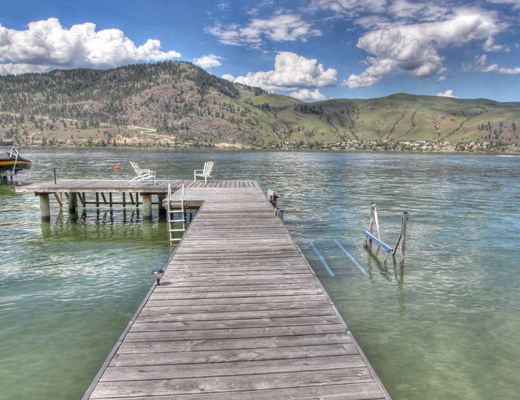 Sandy Shores Lakehouse - 3 Bdrm HT - Vernon