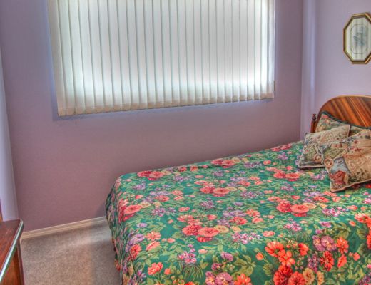 Ginger Lake House - 4 Bdrm HT - Vernon