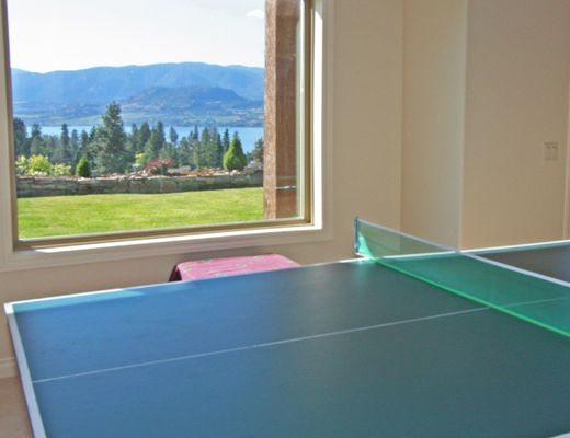 Doering House - 4 Bdrm - Kelowna