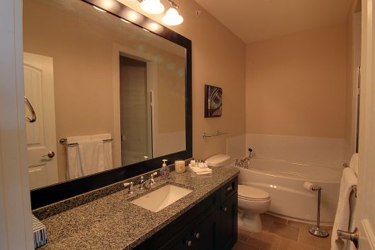 Barona Beach Lakefront Resort #7404 - 2 Bdrm (WCR) - West Kelowna