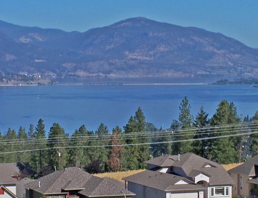 Doering House - 4 Bdrm - Kelowna