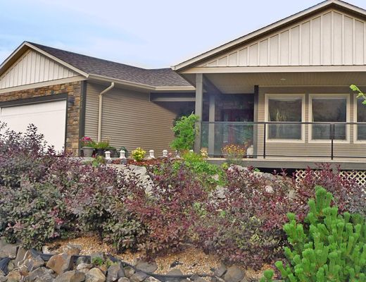 The Lakeridge Home - 3 Bdrm - Vernon