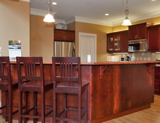 Villa Fortino - 3 Bdrm + Den HT (E) - Silver Star