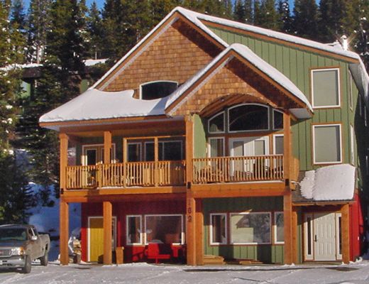 Stagger Inn - 6 Bdrm HT - Apex