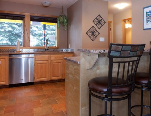 Twin Peaks - 4 Bdrm Main HT (P) - Silver Star