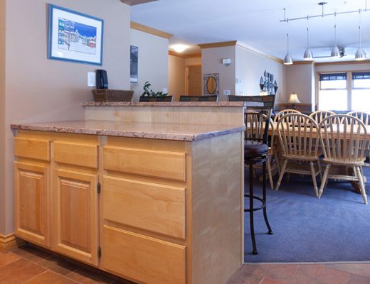 Twin Peaks - 4 Bdrm Main HT (P) - Silver Star
