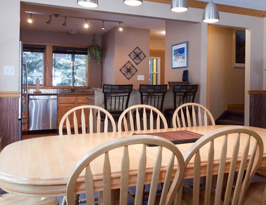 Twin Peaks - 4 Bdrm Main HT (P) - Silver Star
