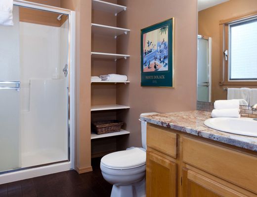 Twin Peaks - 4 Bdrm Main HT (P) - Silver Star