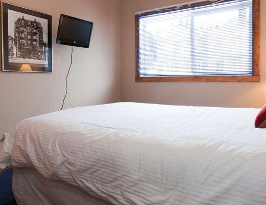Bulldog Hotel - 2 Bdrm - Silver Star